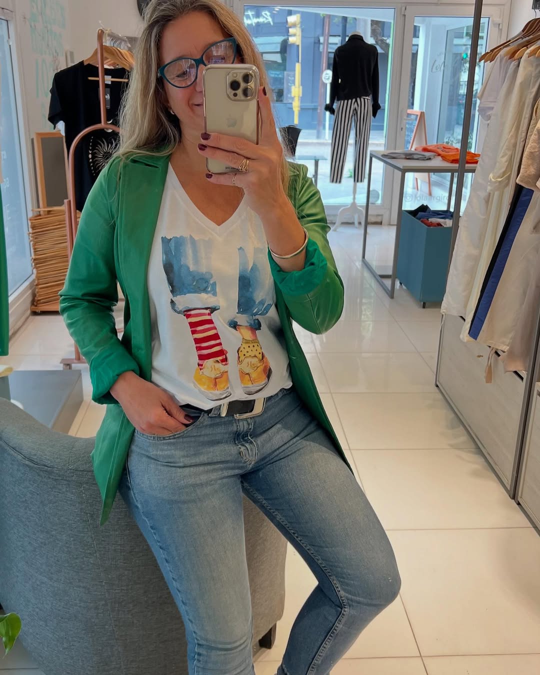 Lola Argiroffi en su tienda