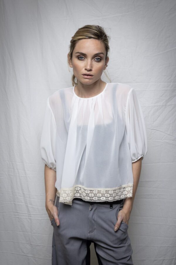 Blusa Naxos